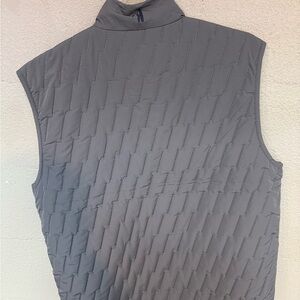 Brand new with tags. Johnnie - O vest. Medium. Gray